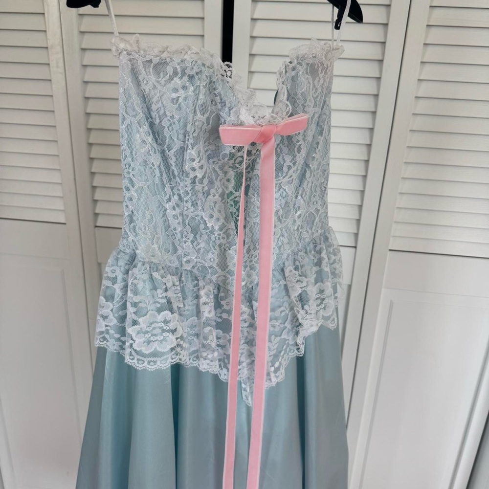 Gunne Sax Light Blue Lace Bodice Midi Dress with Pink Ribbon - Picture 2 of 5